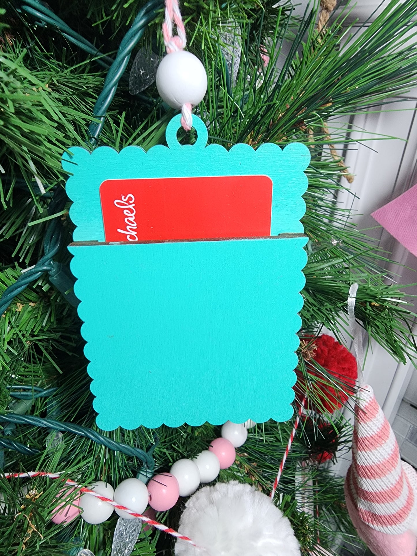 Hugs & Kisses Gift Tag . Valentine's Day