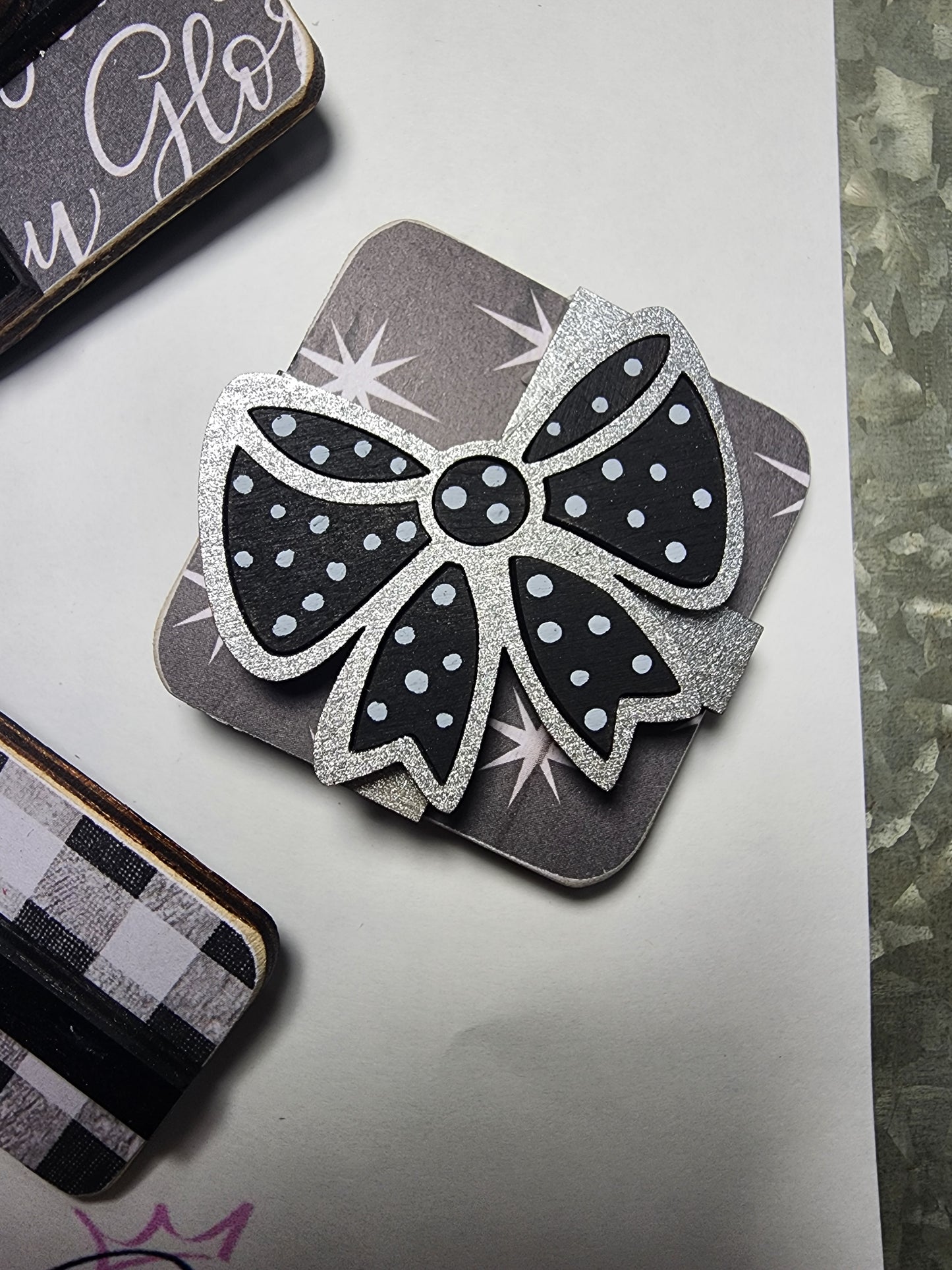 Christmas Gifts . Magnet Set