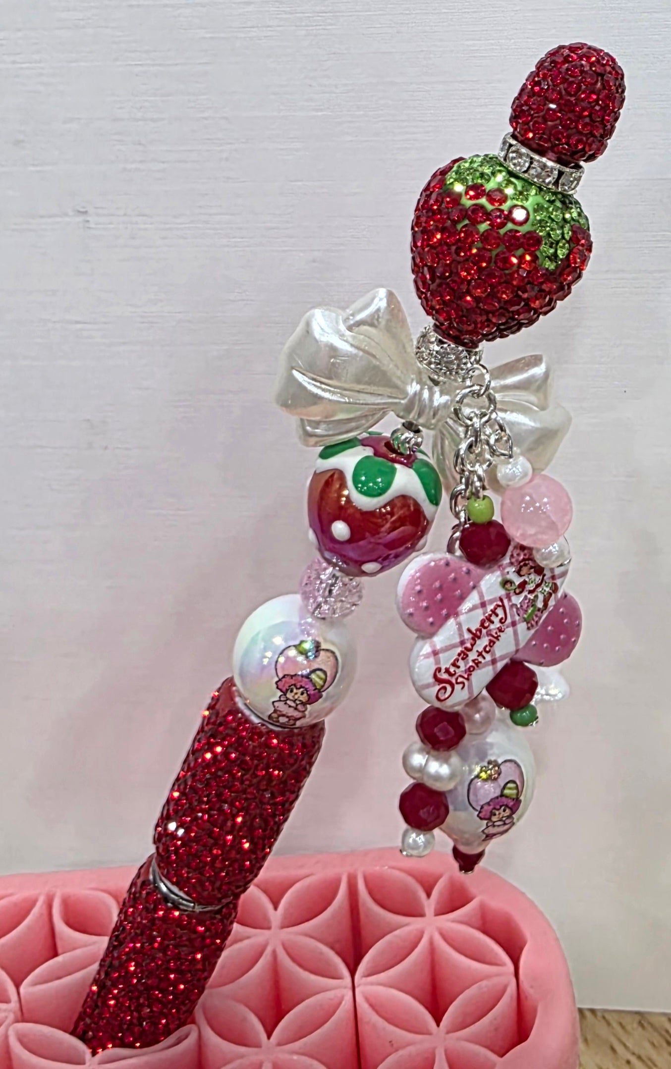Sparkly Strawberry . Designer Pen