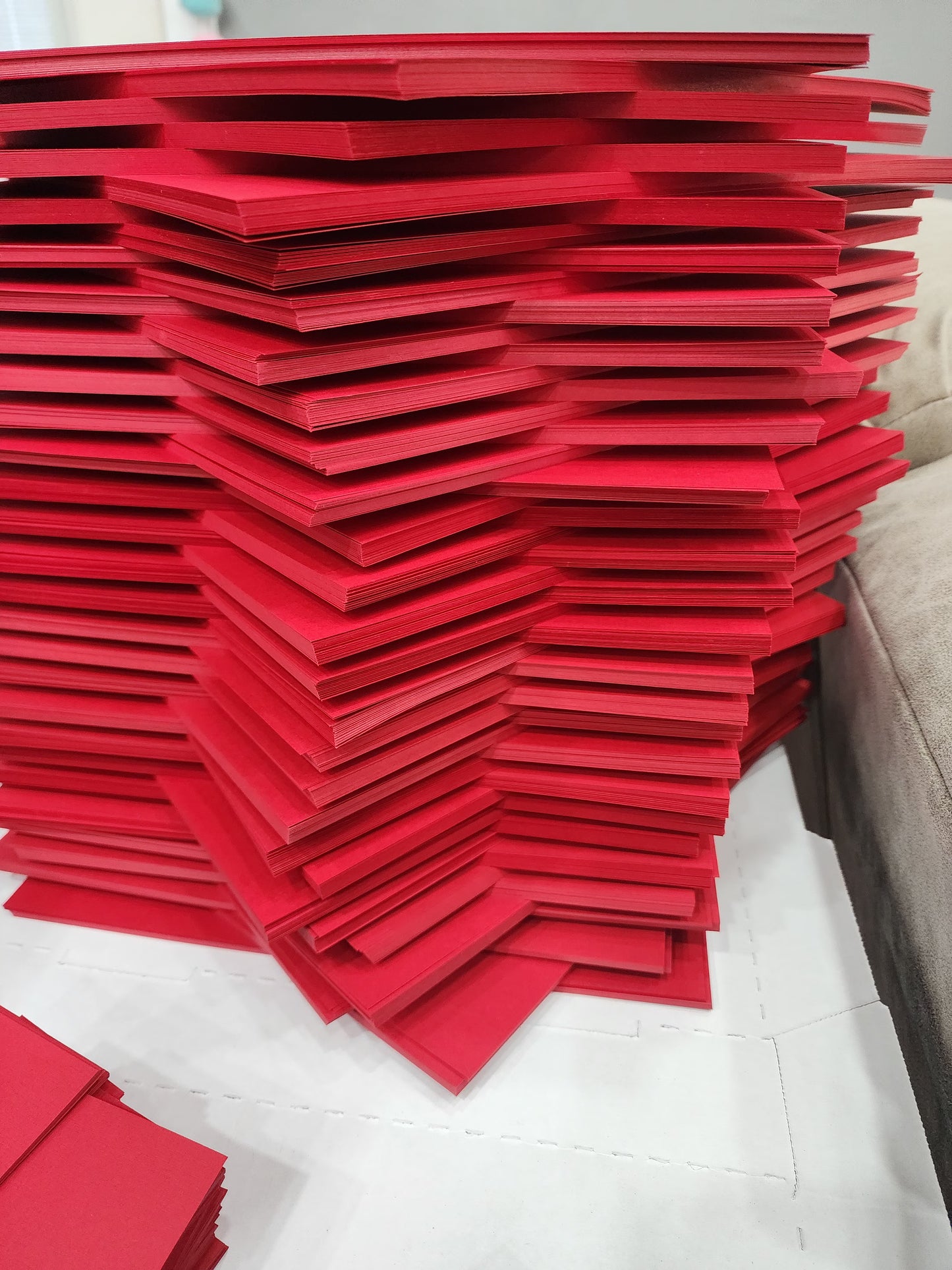 Cherry Red Pkg of 25 . 12 x 12 Linen Cardstock