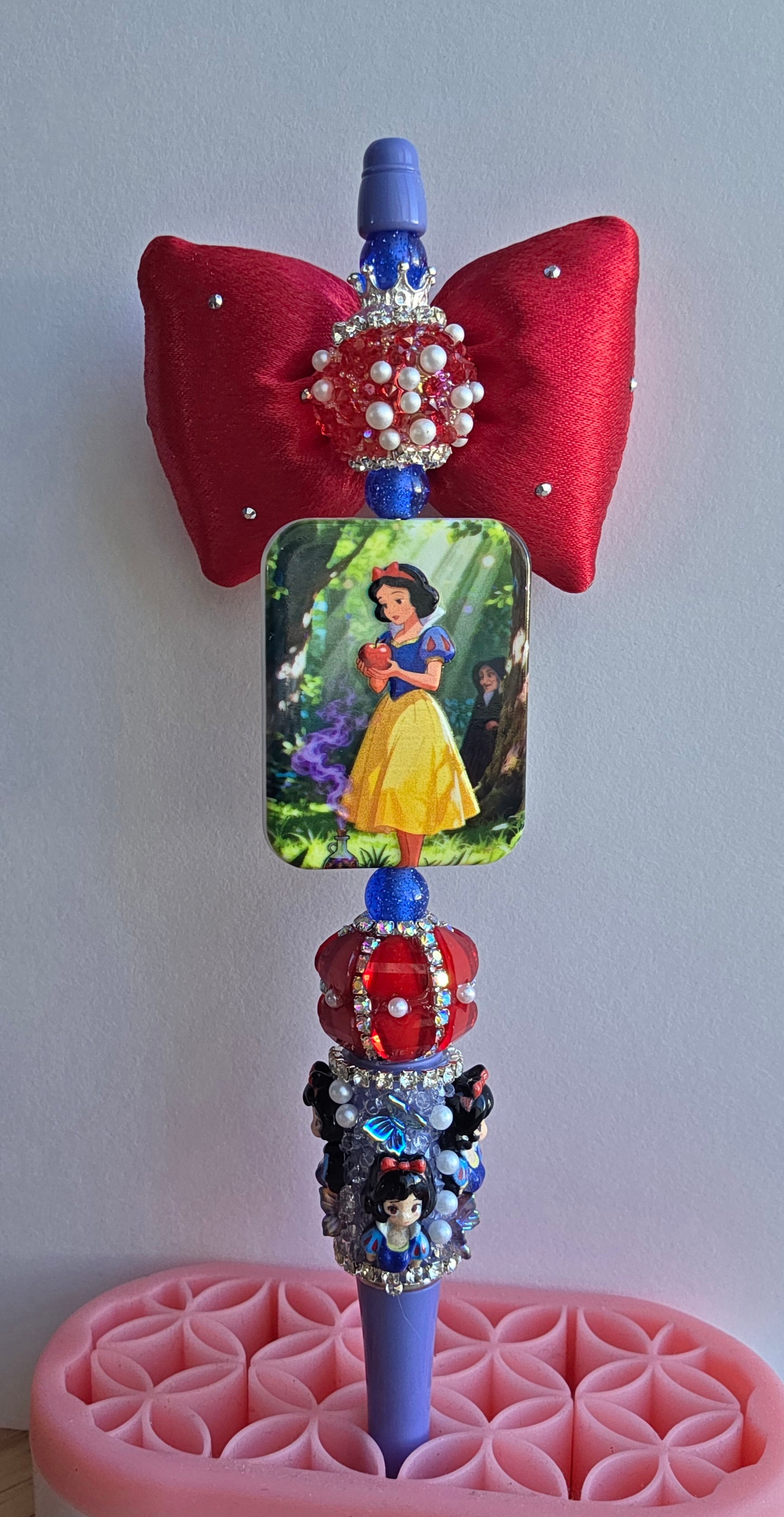 Snow White . Designer Pen